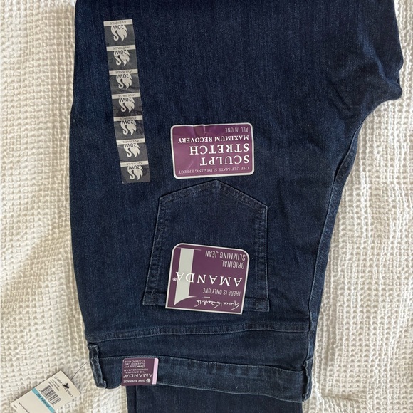 Gloria Vanderbilt Amanda Dark Indigo Jeans - Picture 7 of 7